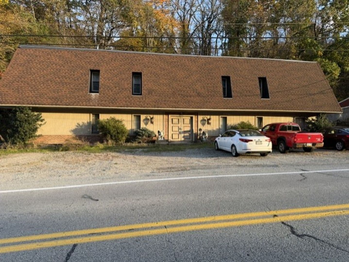 Pittsburgh House: 1338 Streets Run Road #1