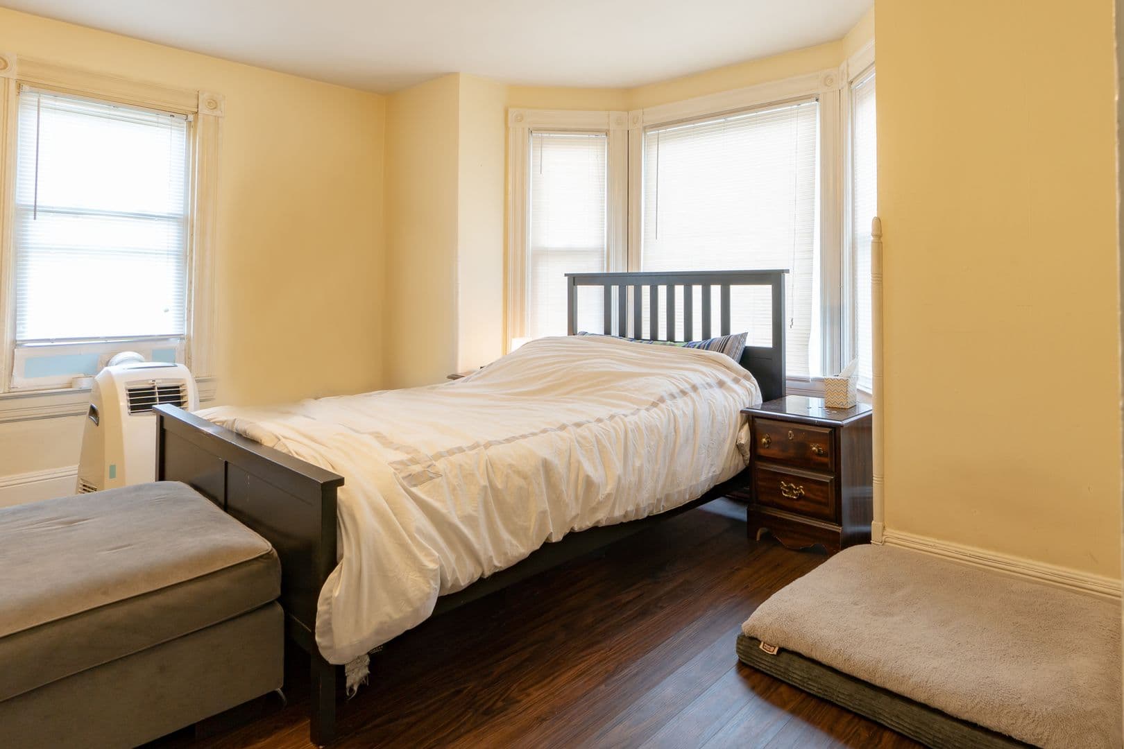 Carnegie Apartment: 405 Grant Avenue