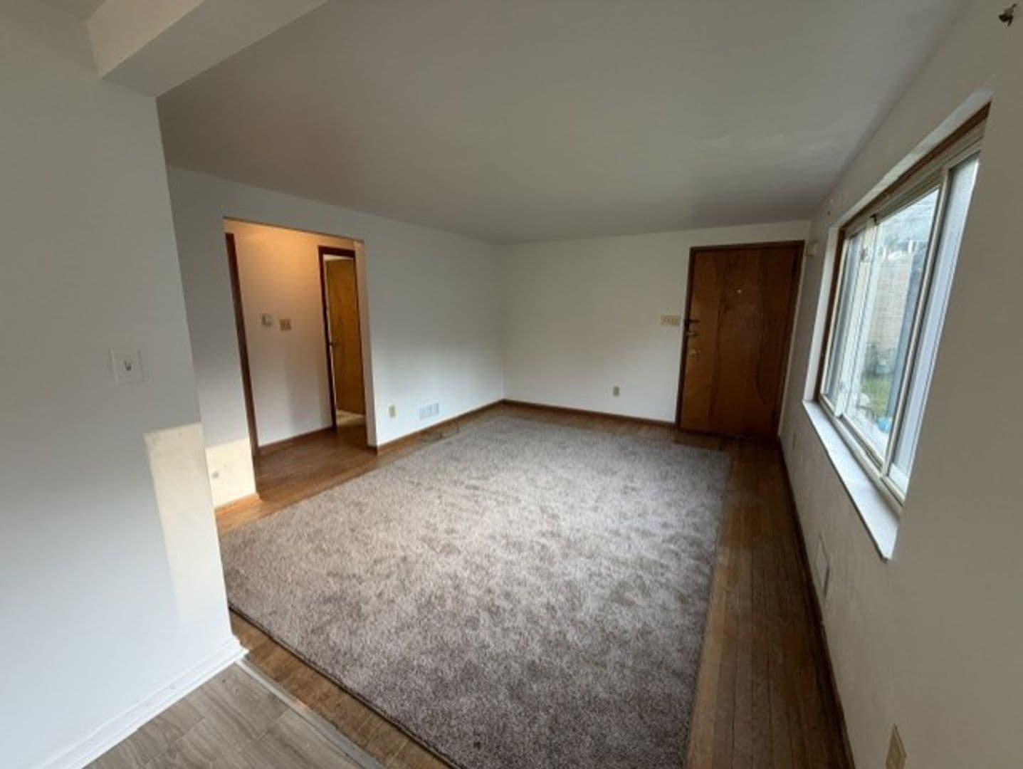 Pittsburgh Apartment: 50 Sceneridge Avenue