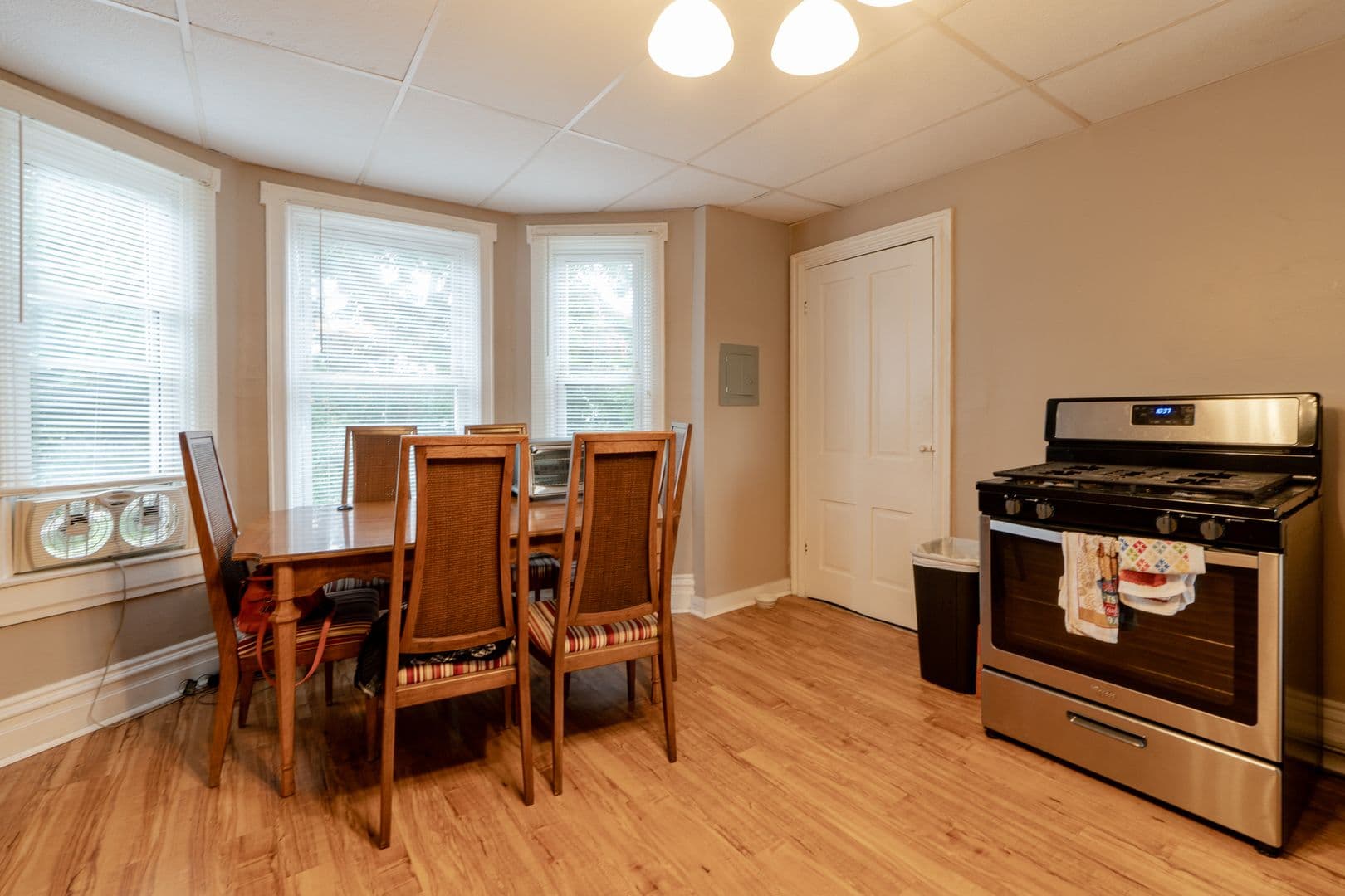 Carnegie Apartment: 405 Grant Avenue