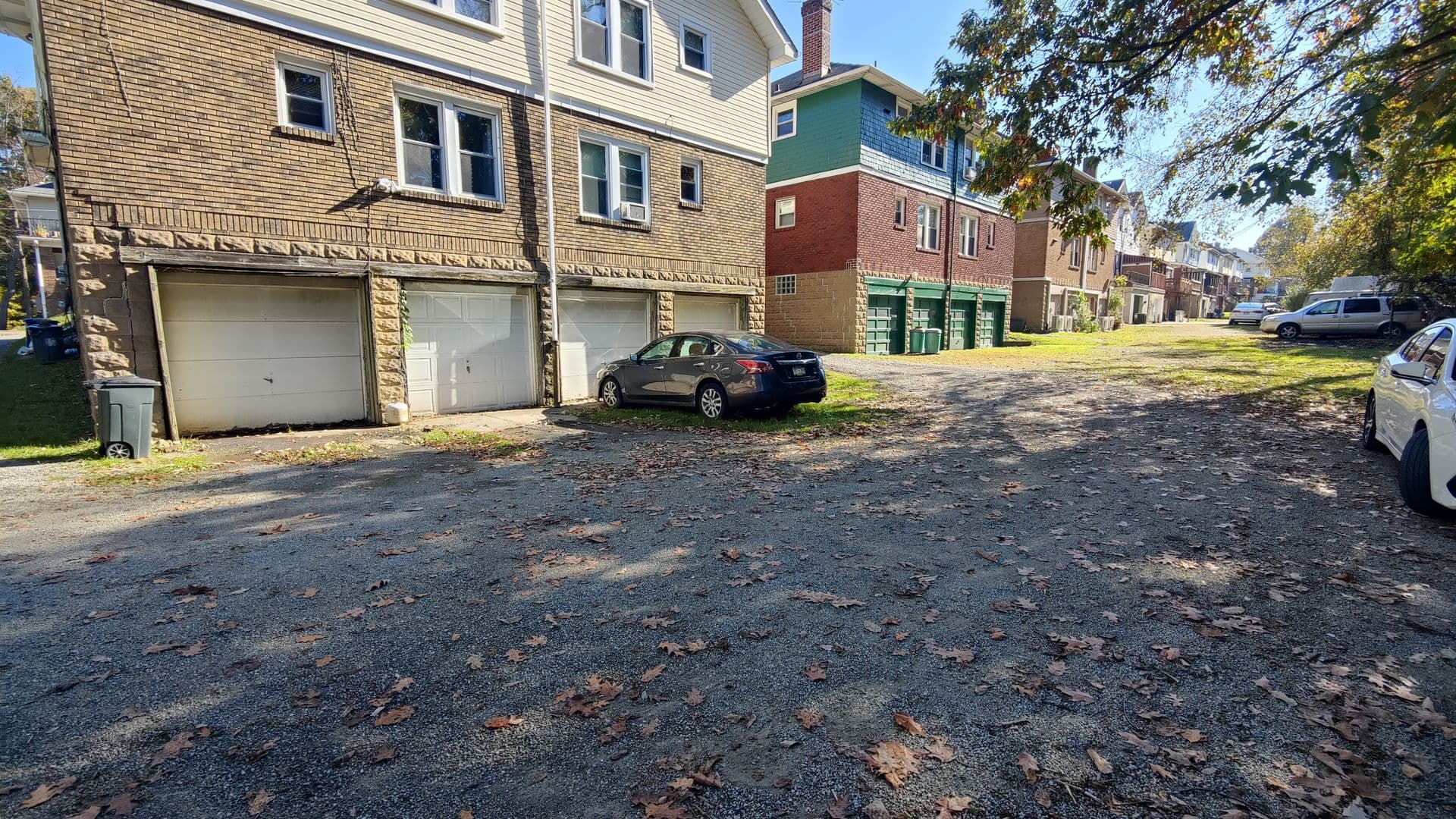Pittsburgh Apartment: 4075 Brandon Rd