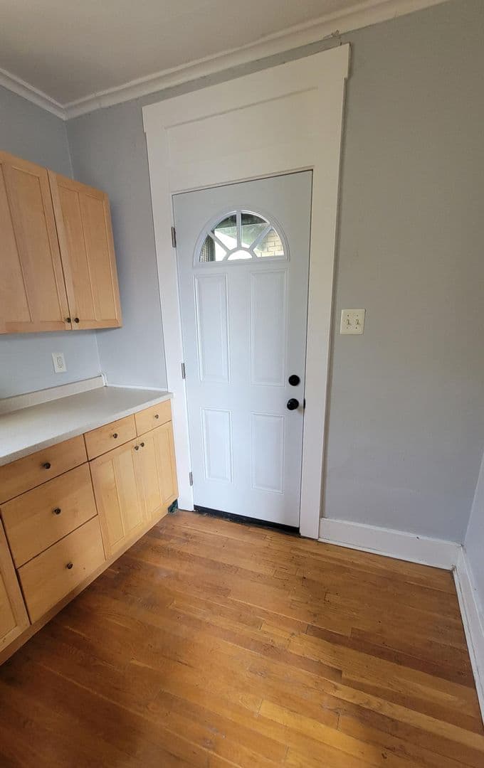 Pittsburgh Apartment: 226 Sunnyland Avenue