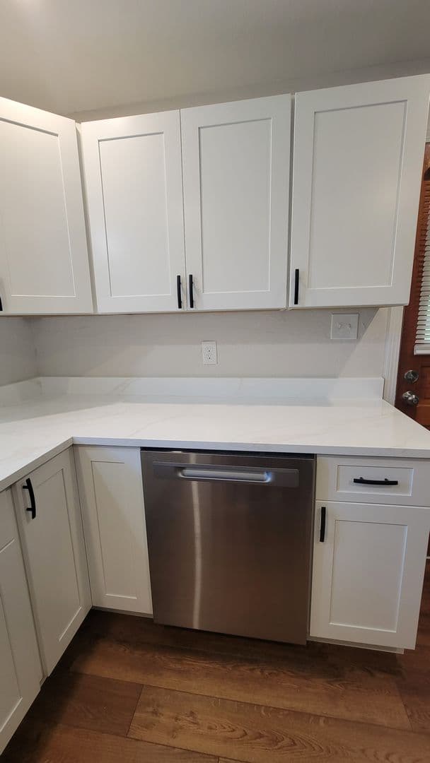 West Mifflin House: 4648 Bowes Avenue