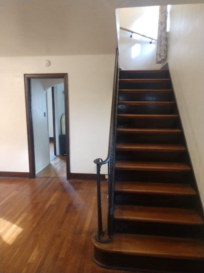 Pittsburgh House: 239 40th Street