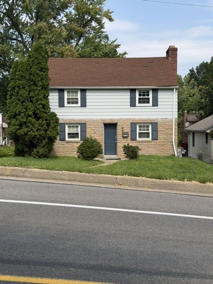 Pittsburgh House: 5332  Baptist Road