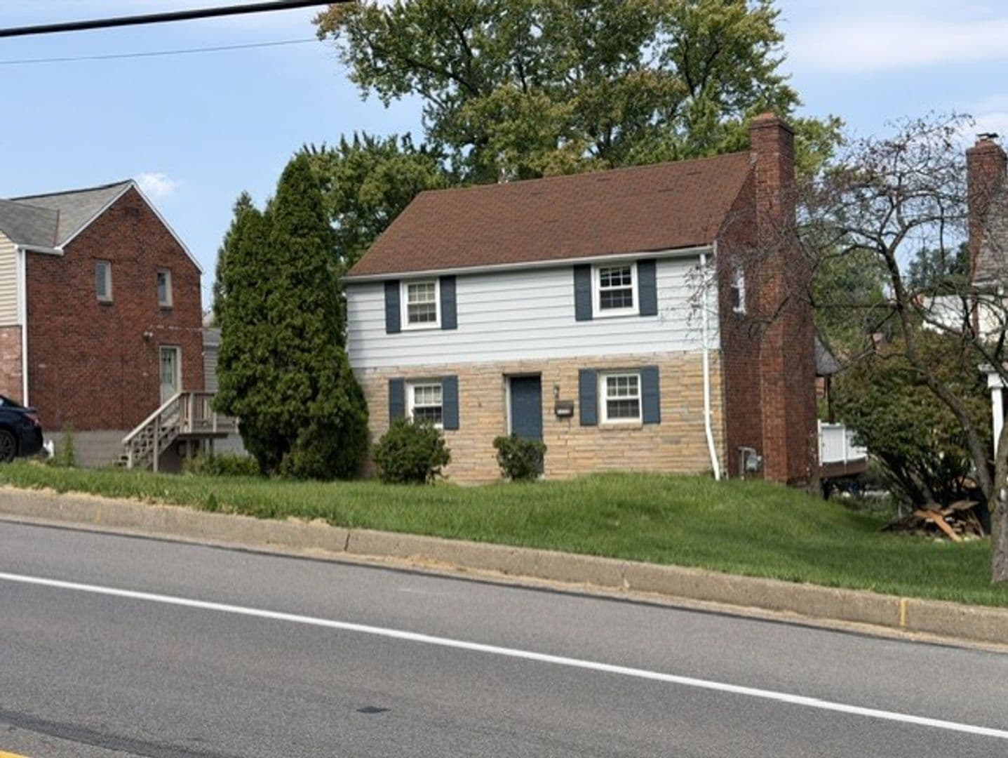 Pittsburgh House: 5332  Baptist Road