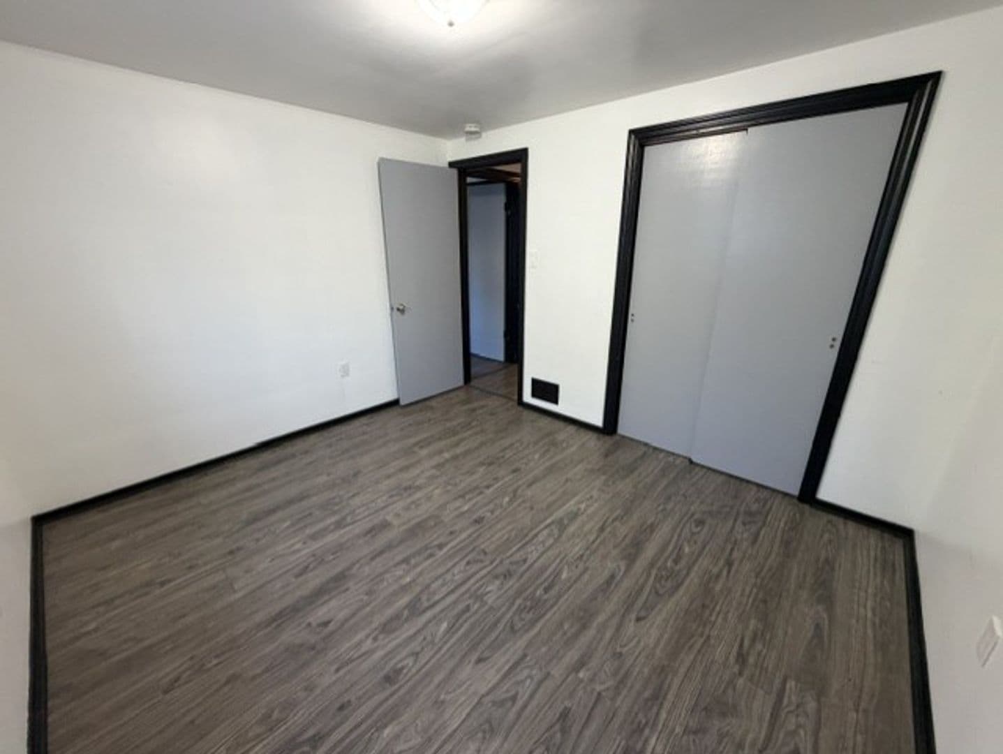 Pittsburgh Apartment: 114 Van Wyck Avenue