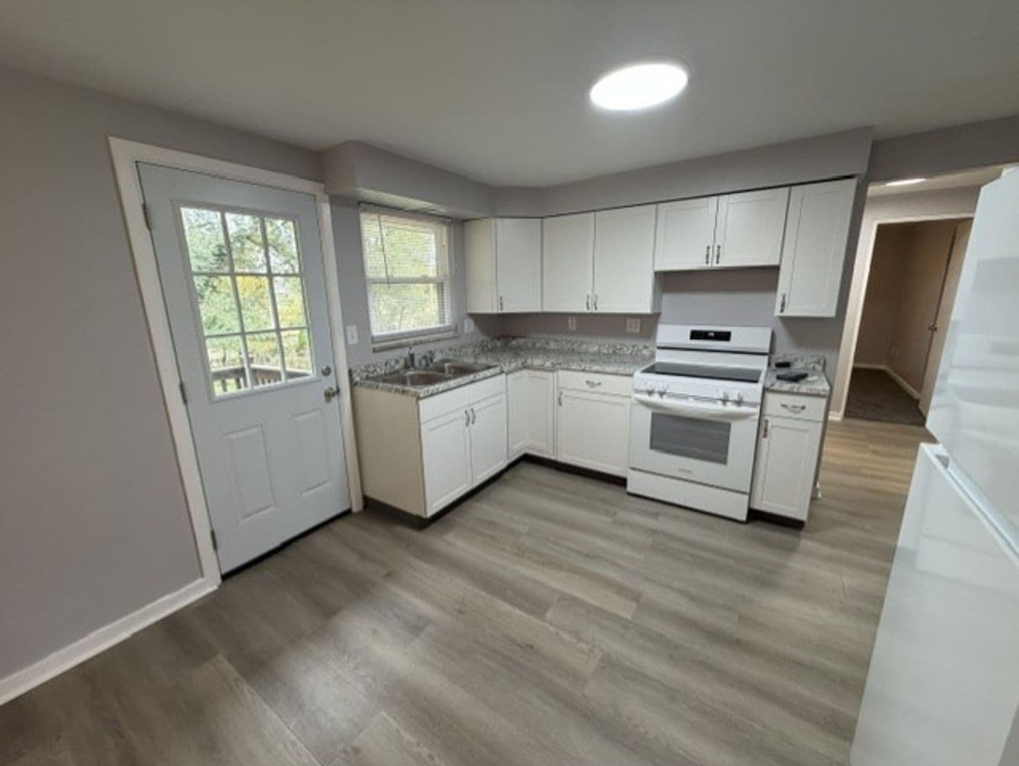Pittsburgh House: 4983 Willow Drive