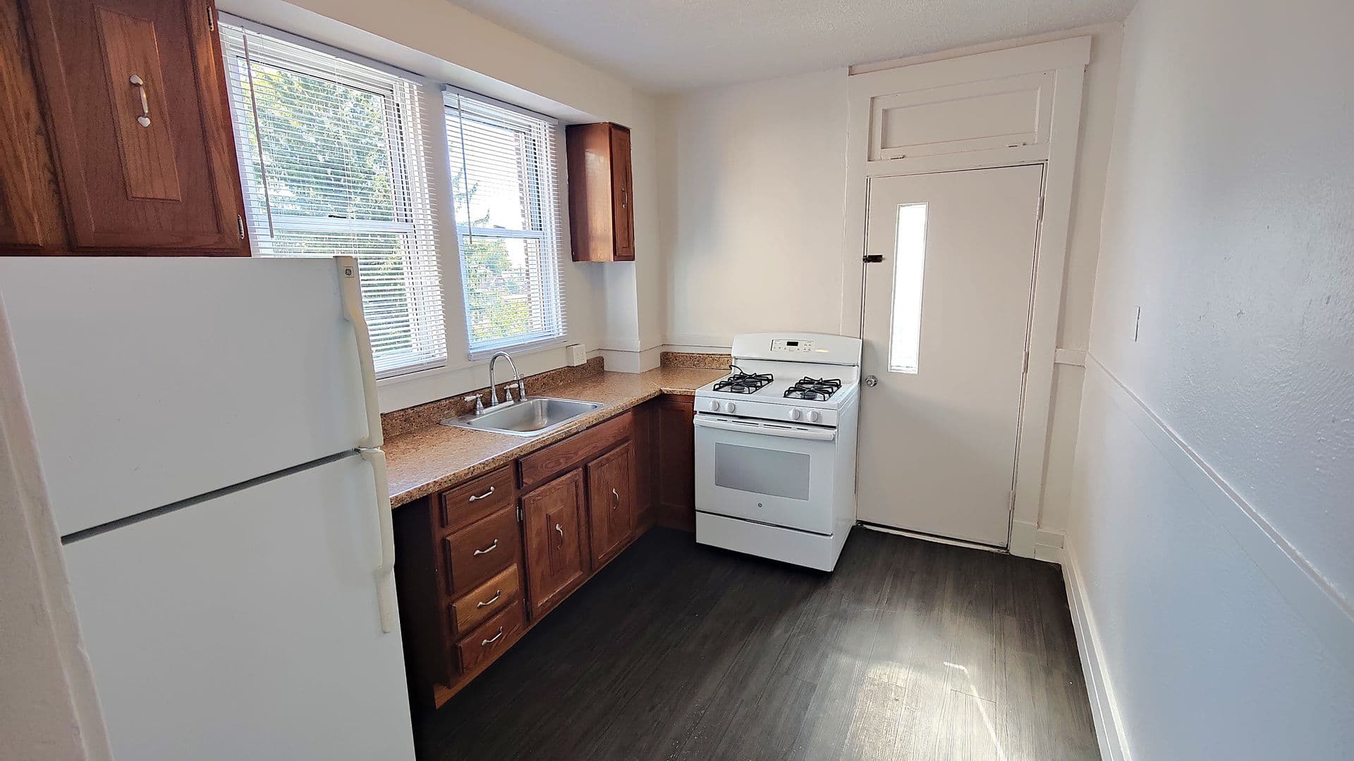 Pittsburgh Apartment: 3002 Churchview Avenue