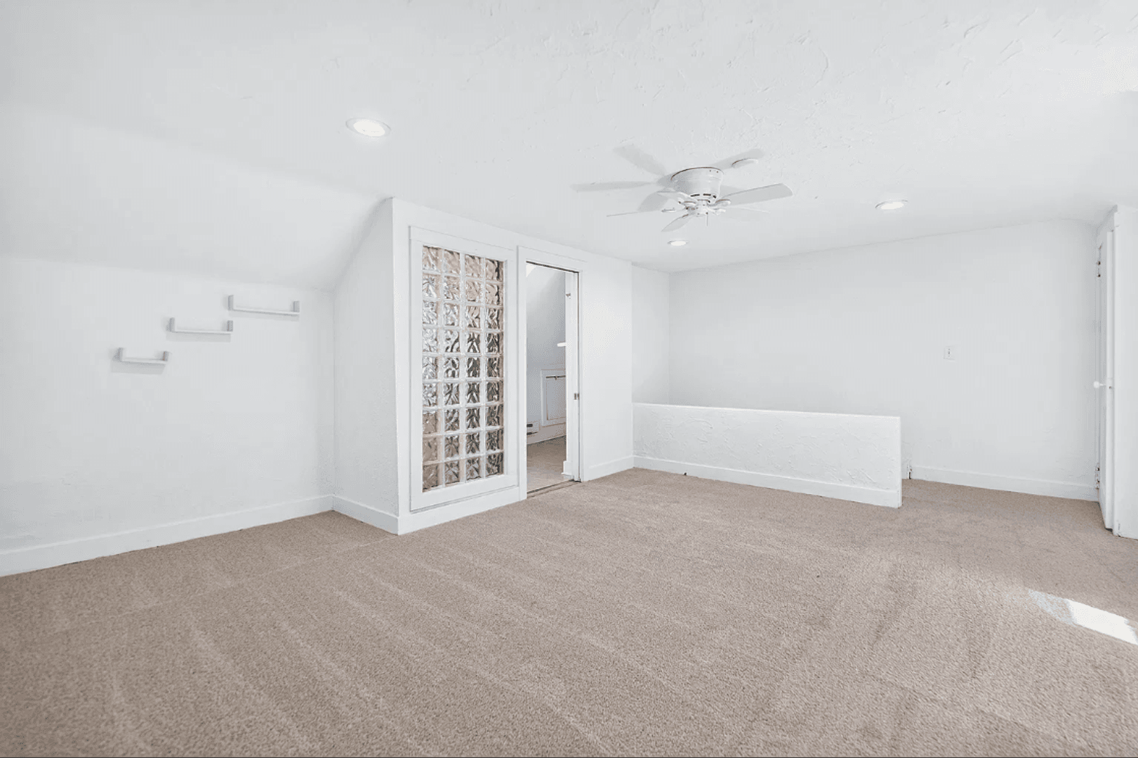 Pittsburgh Townhome: 1665 Beechwood Blvd