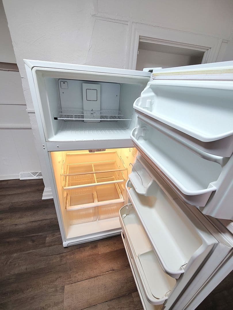 Pittsburgh Apartment: 2423 Wrights Way