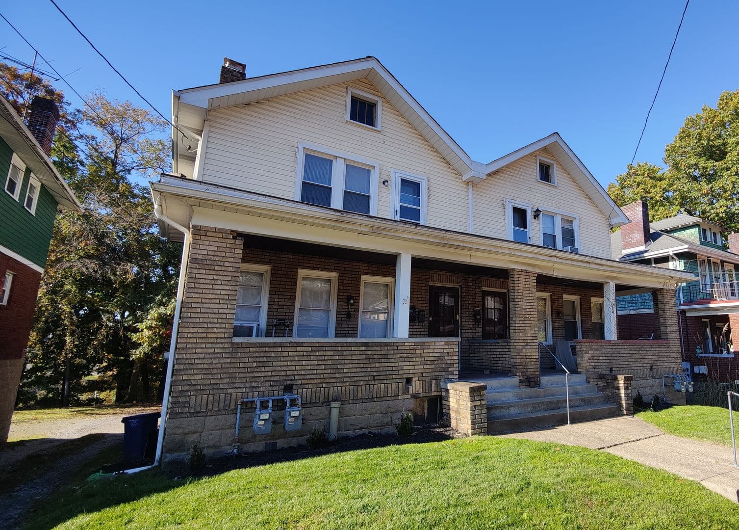 Pittsburgh Apartment: 4075 Brandon Rd