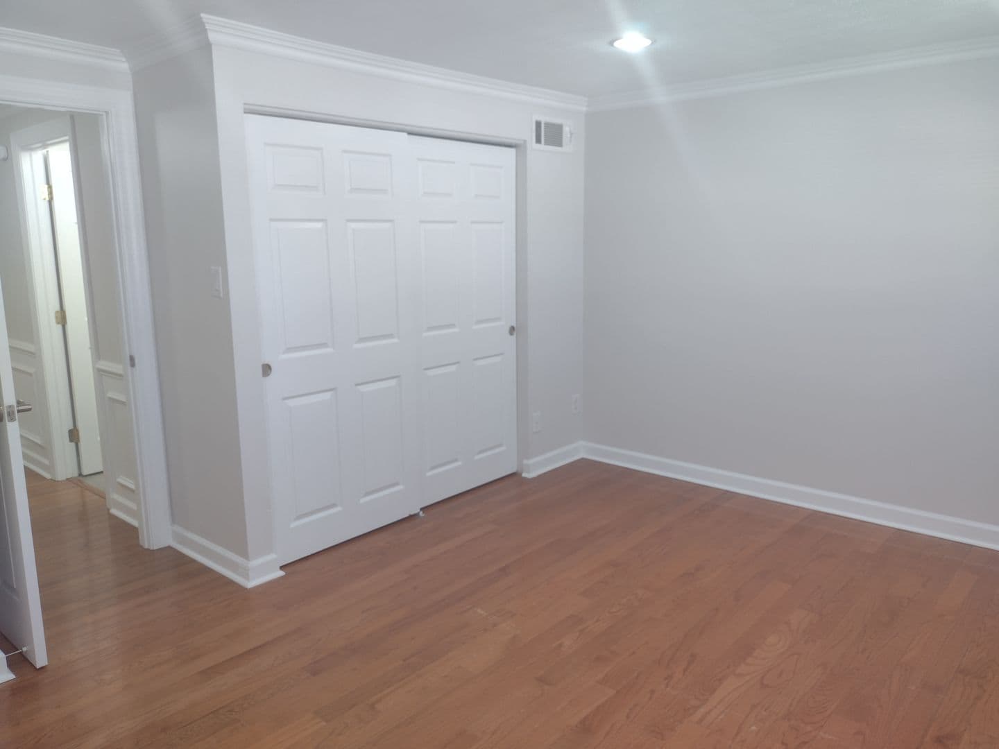Bethel Park House: 5493 Library Road #13
