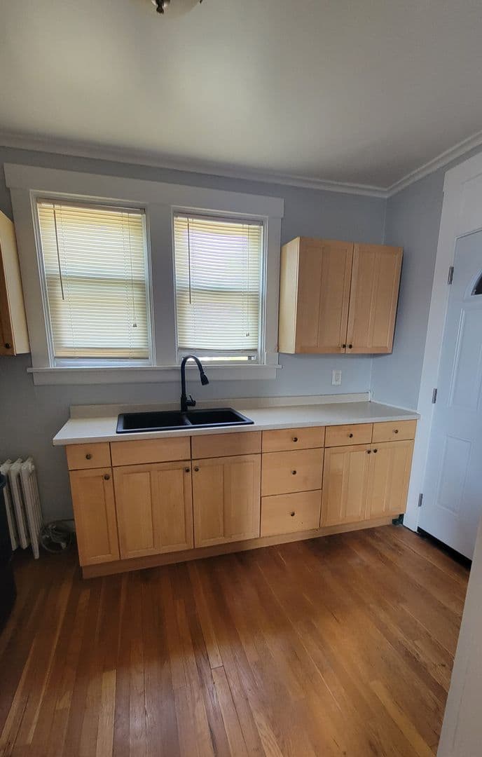 Pittsburgh Apartment: 226 Sunnyland Avenue
