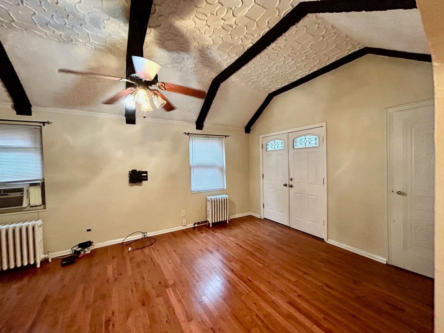 Pittsburgh House: 3819 Beechwood Blvd