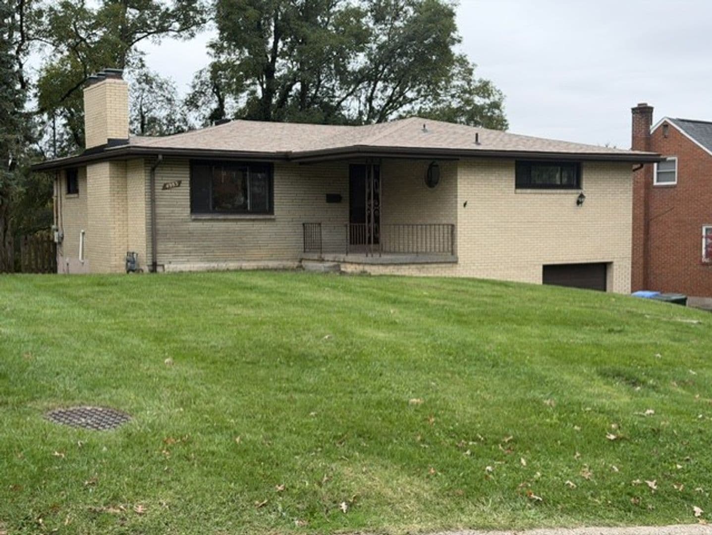 Pittsburgh House: 4983 Willow Drive