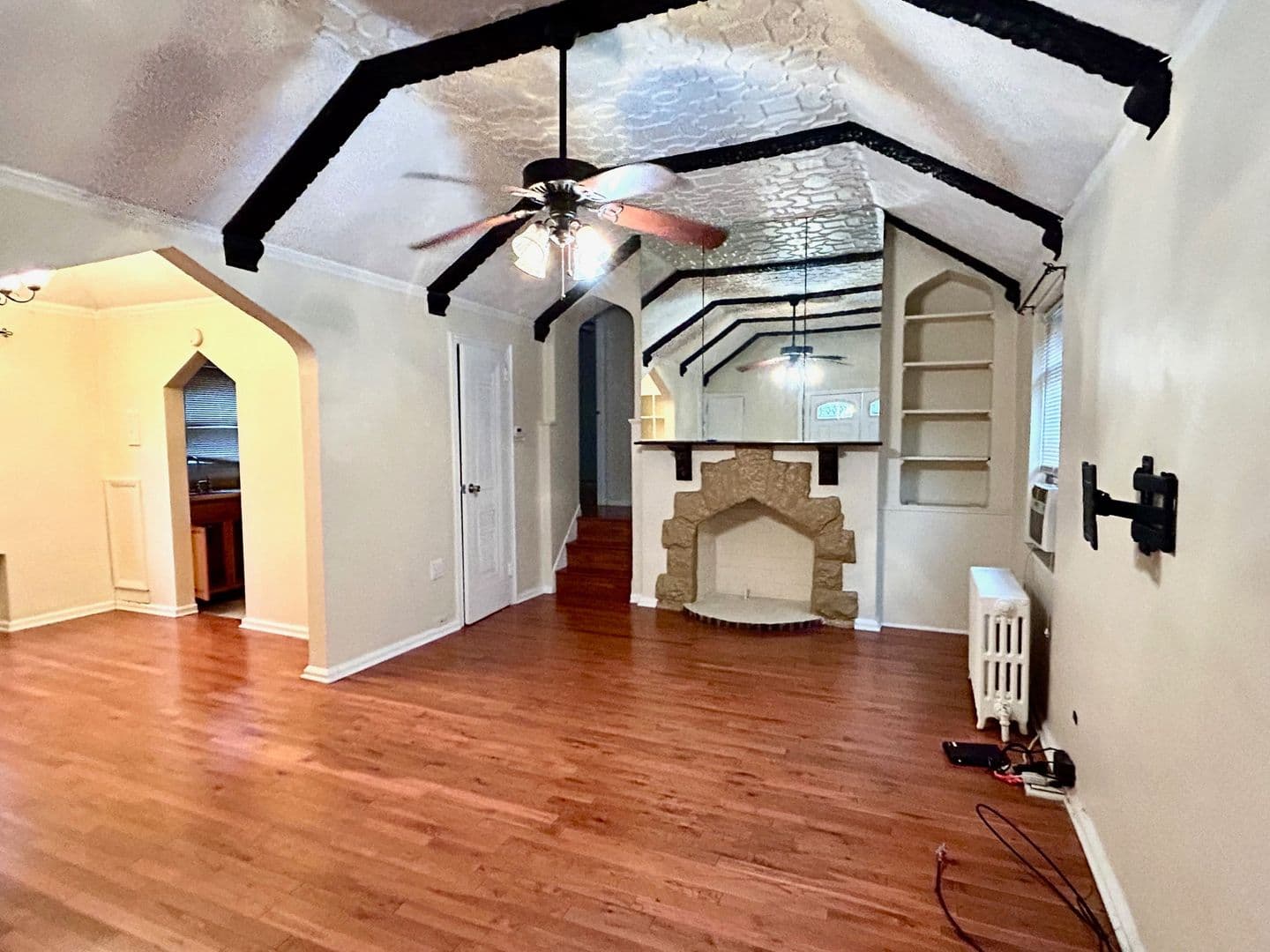 Pittsburgh House: 3819 Beechwood Blvd