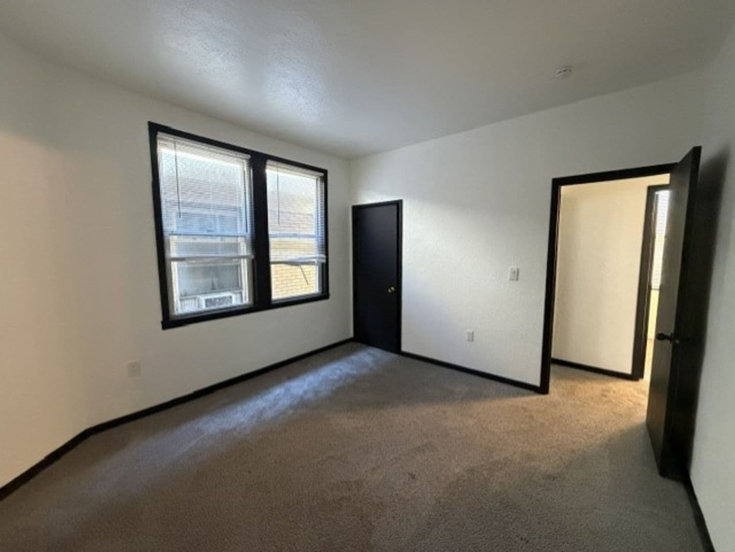 Pittsburgh Apartment: 1525 Beechview Avenue