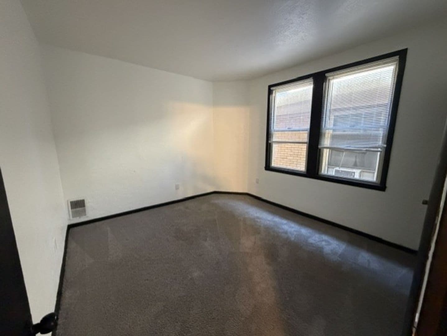 Pittsburgh Apartment: 1525 Beechview Avenue