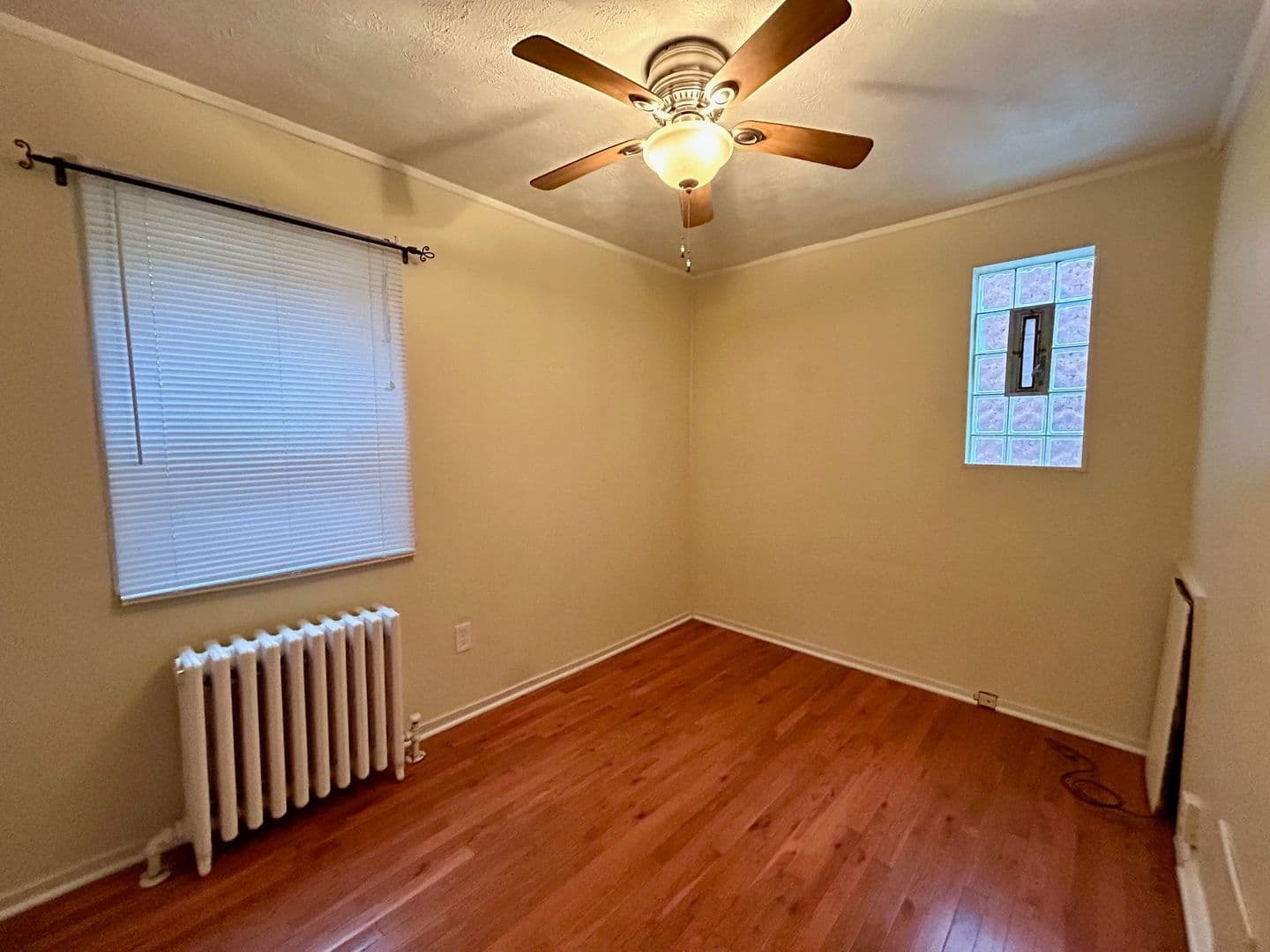 Pittsburgh House: 3819 Beechwood Blvd