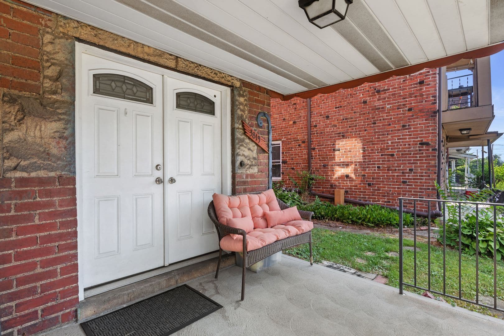 Pittsburgh House: 3819 Beechwood Blvd