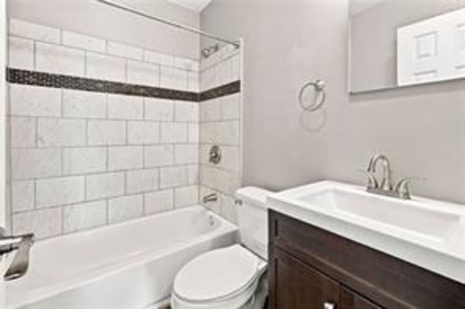 Pittsburgh Apartment: 614 Jacksonia Street