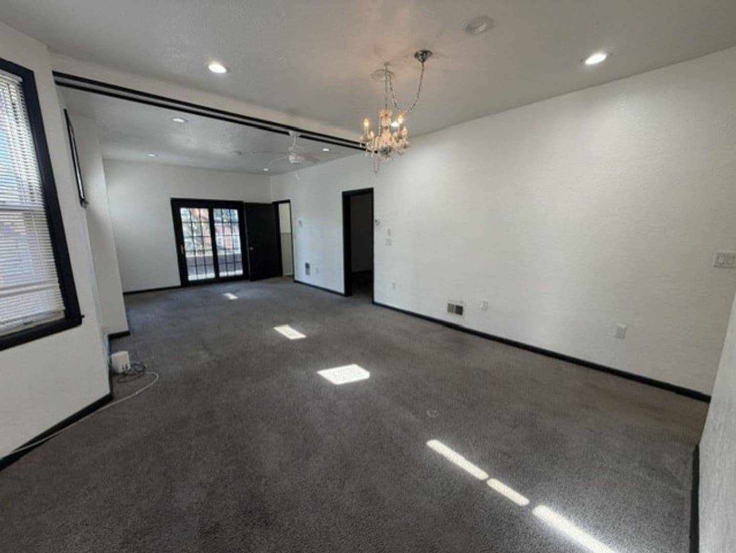 Pittsburgh Apartment: 1525 Beechview Avenue
