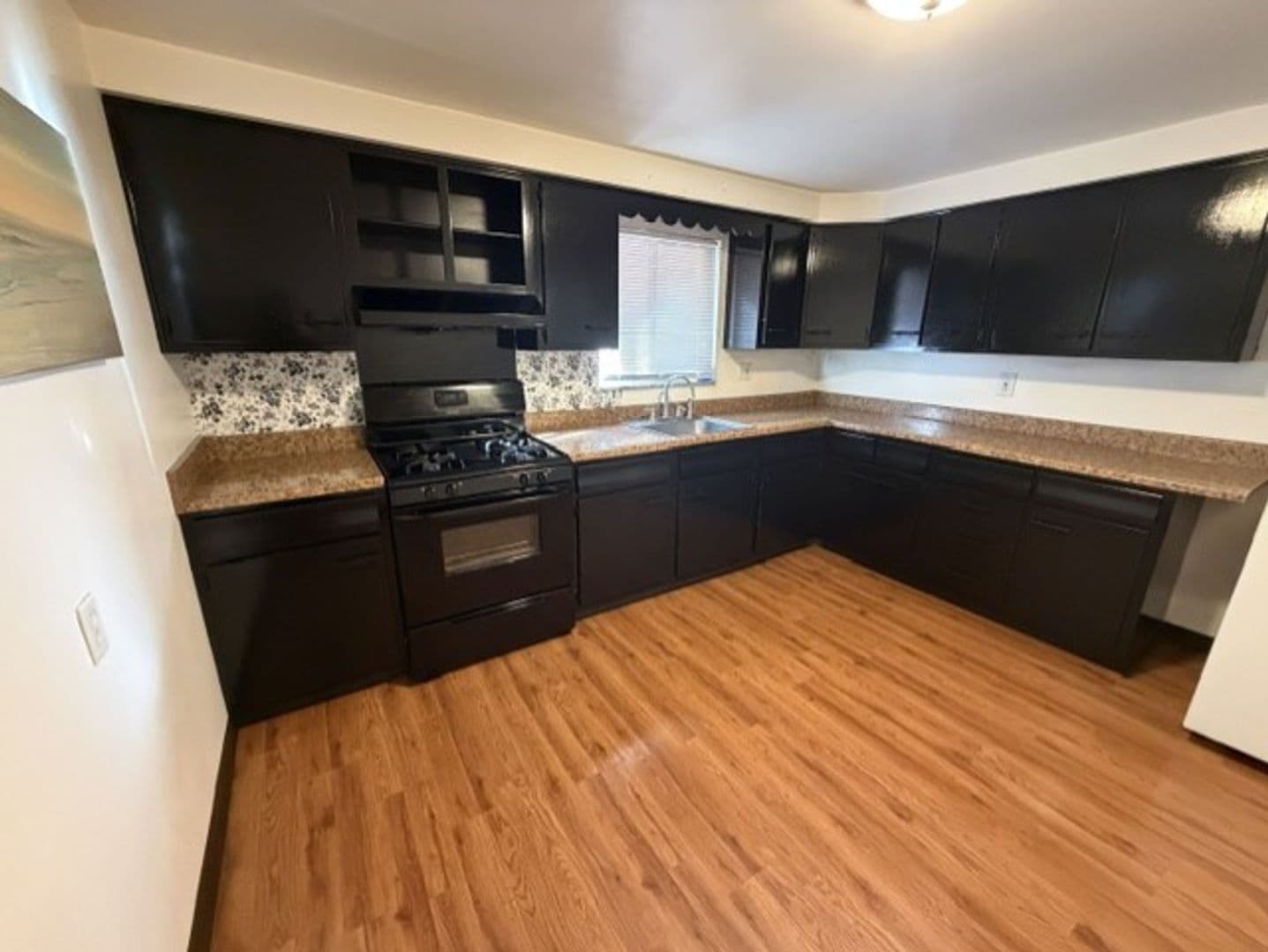 Pittsburgh Apartment: 114 Van Wyck Avenue