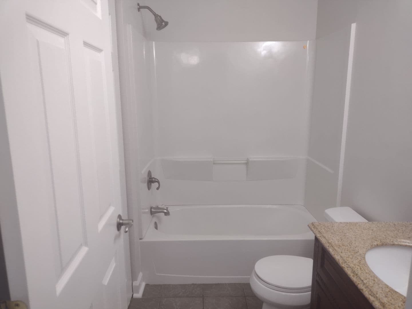 Bethel Park House: 5493 Library Road #13