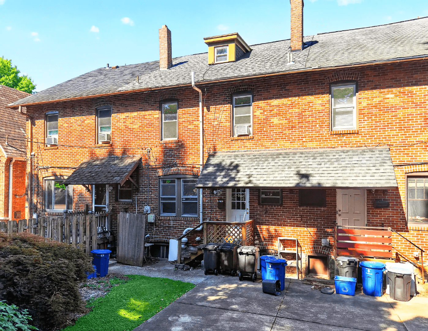 Pittsburgh Townhome: 1665 Beechwood Blvd