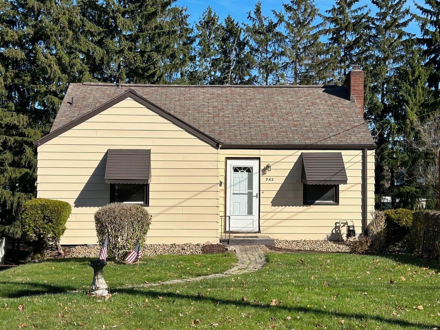Pittsburgh House: 742 Frank Street