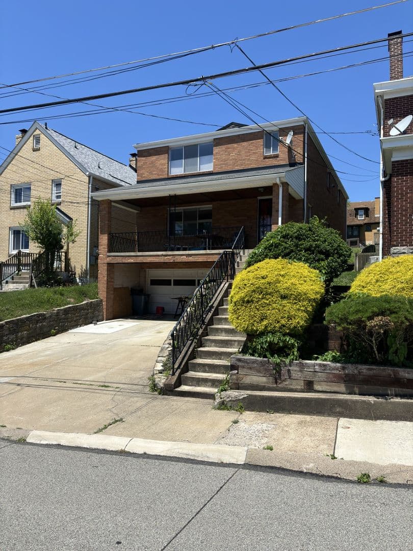 Pittsburgh Apartment: 114 Van Wyck Avenue