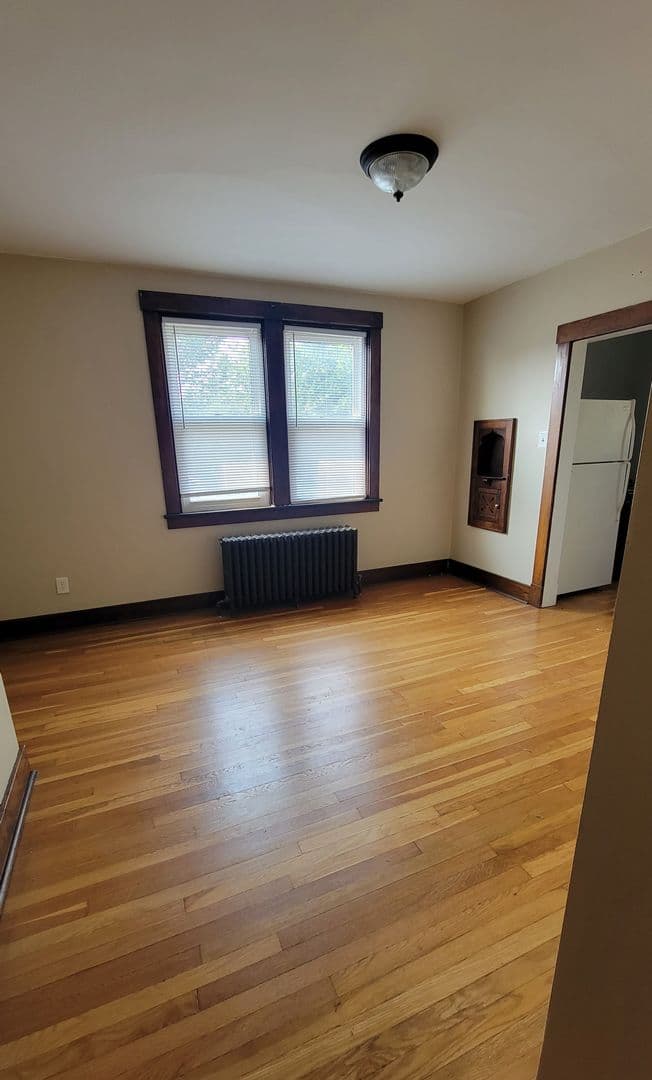 Pittsburgh Apartment: 226 Sunnyland Avenue