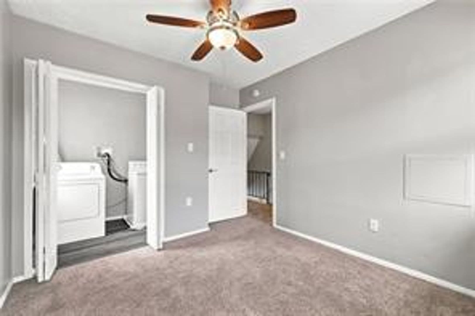 Pittsburgh Apartment: 614 Jacksonia Street