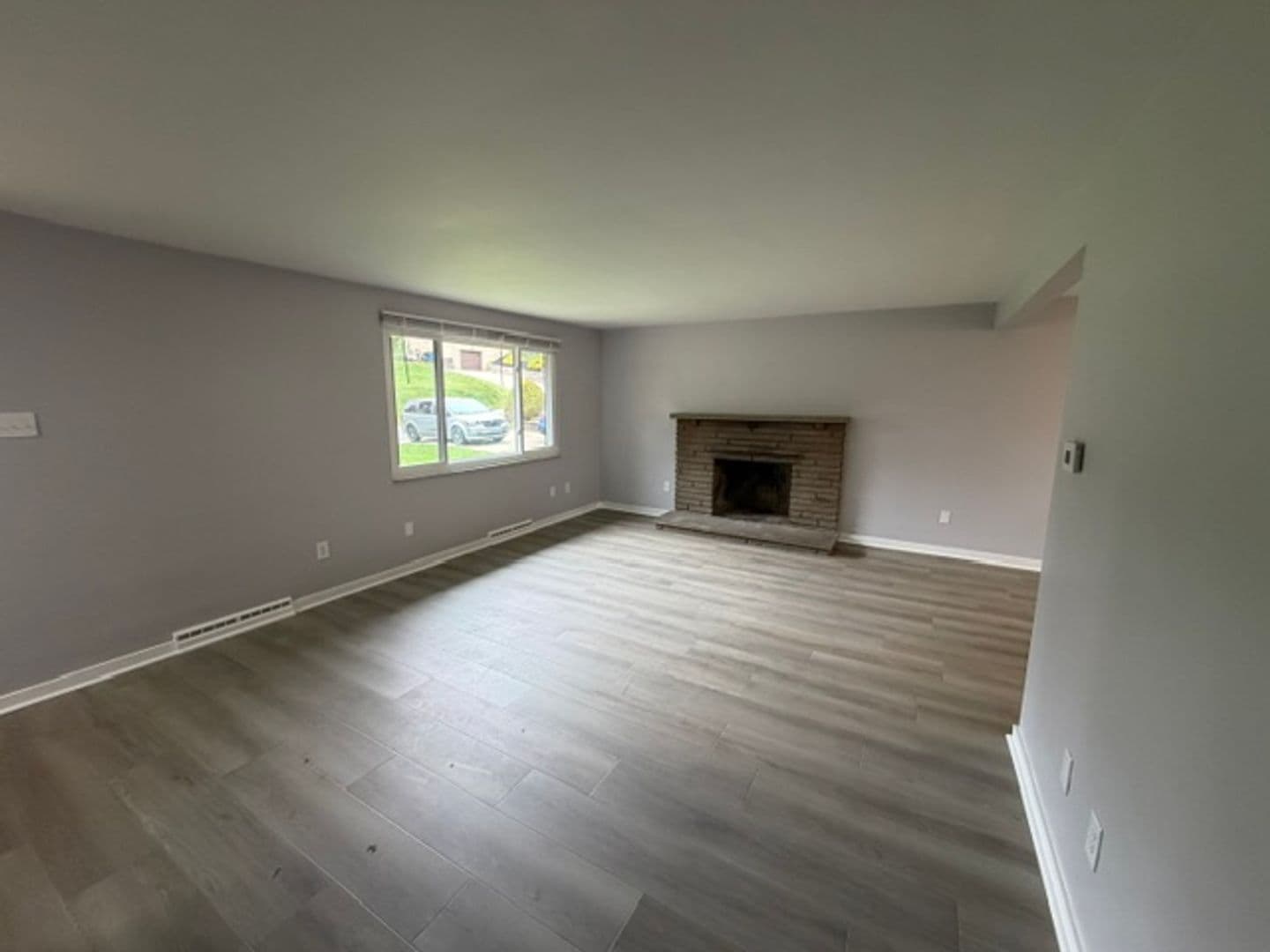 Pittsburgh House: 4983 Willow Drive