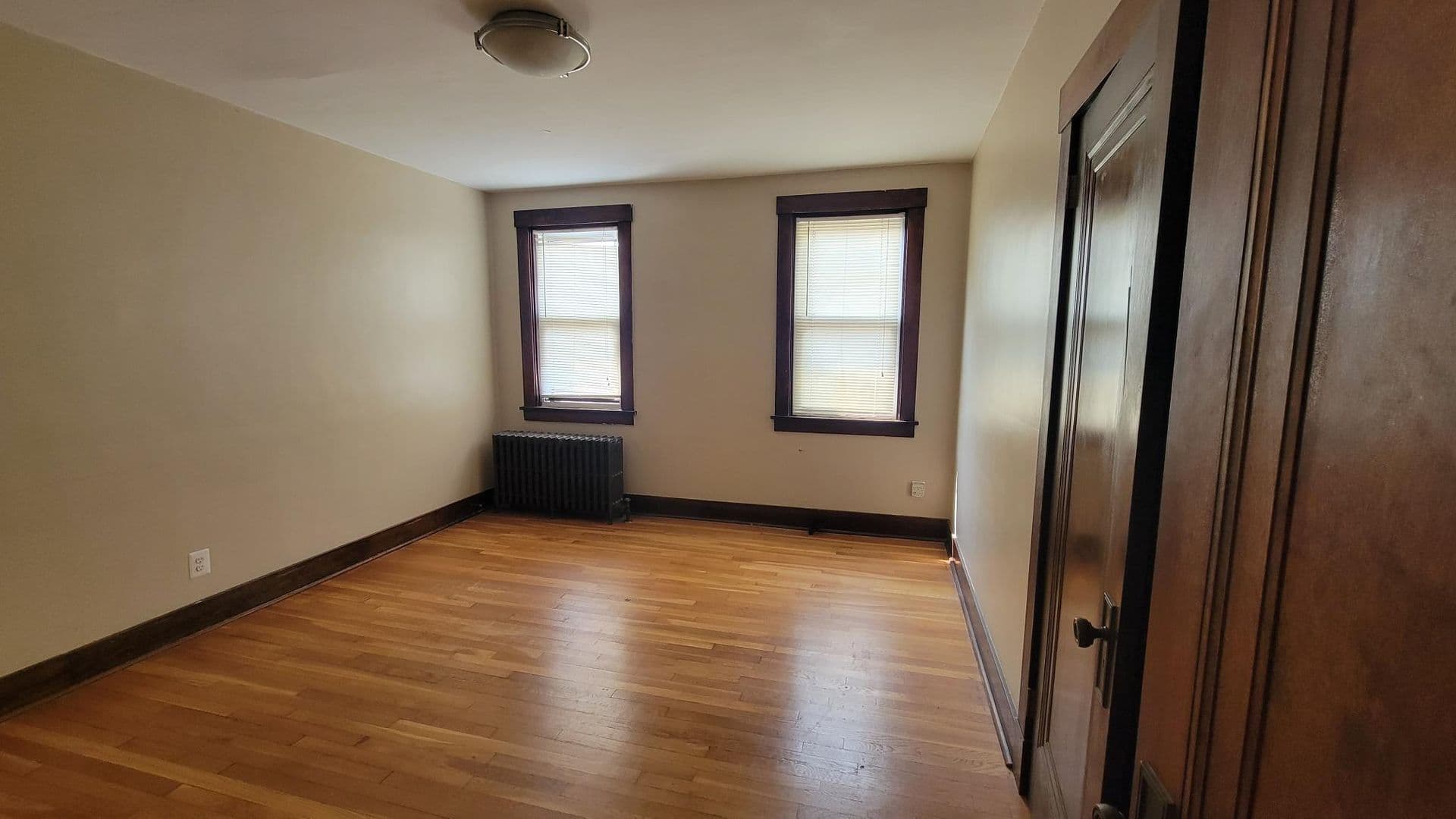 Pittsburgh Apartment: 226 Sunnyland Avenue
