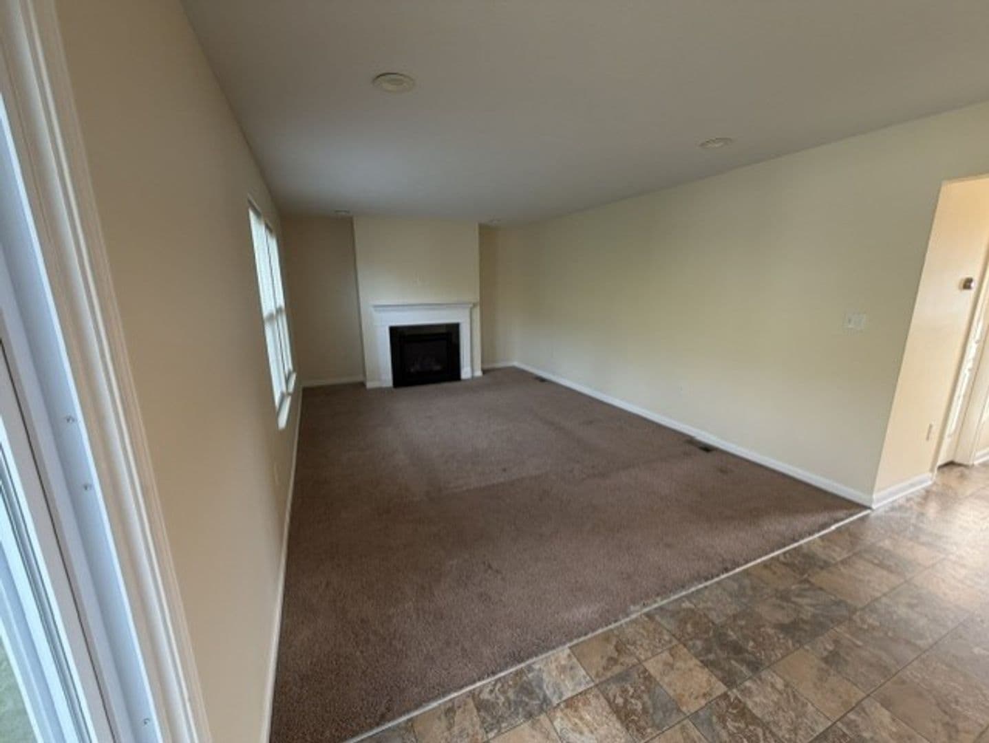Jefferson Hills House: 422 Labrador Lane