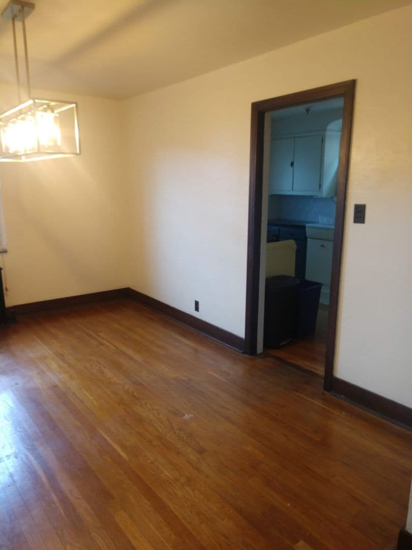 Pittsburgh House: 239 40th Street