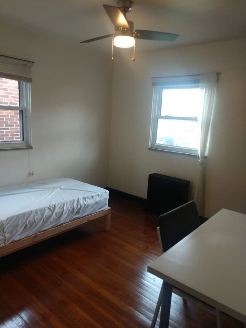Pittsburgh House: 239 40th Street