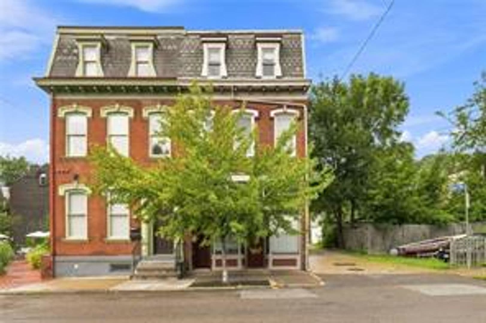 Pittsburgh Apartment: 614 Jacksonia Street