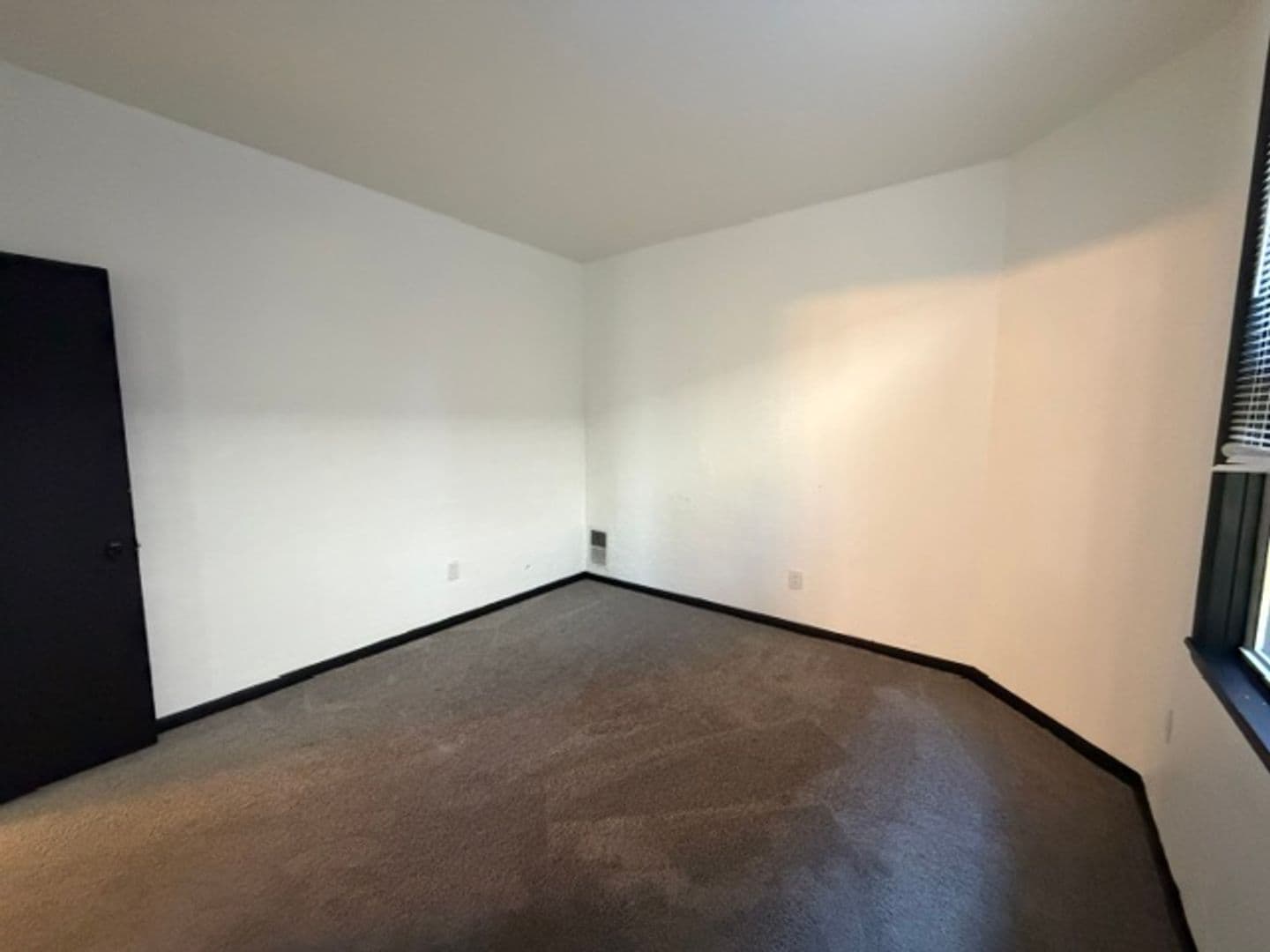 Pittsburgh Apartment: 1525 Beechview Avenue