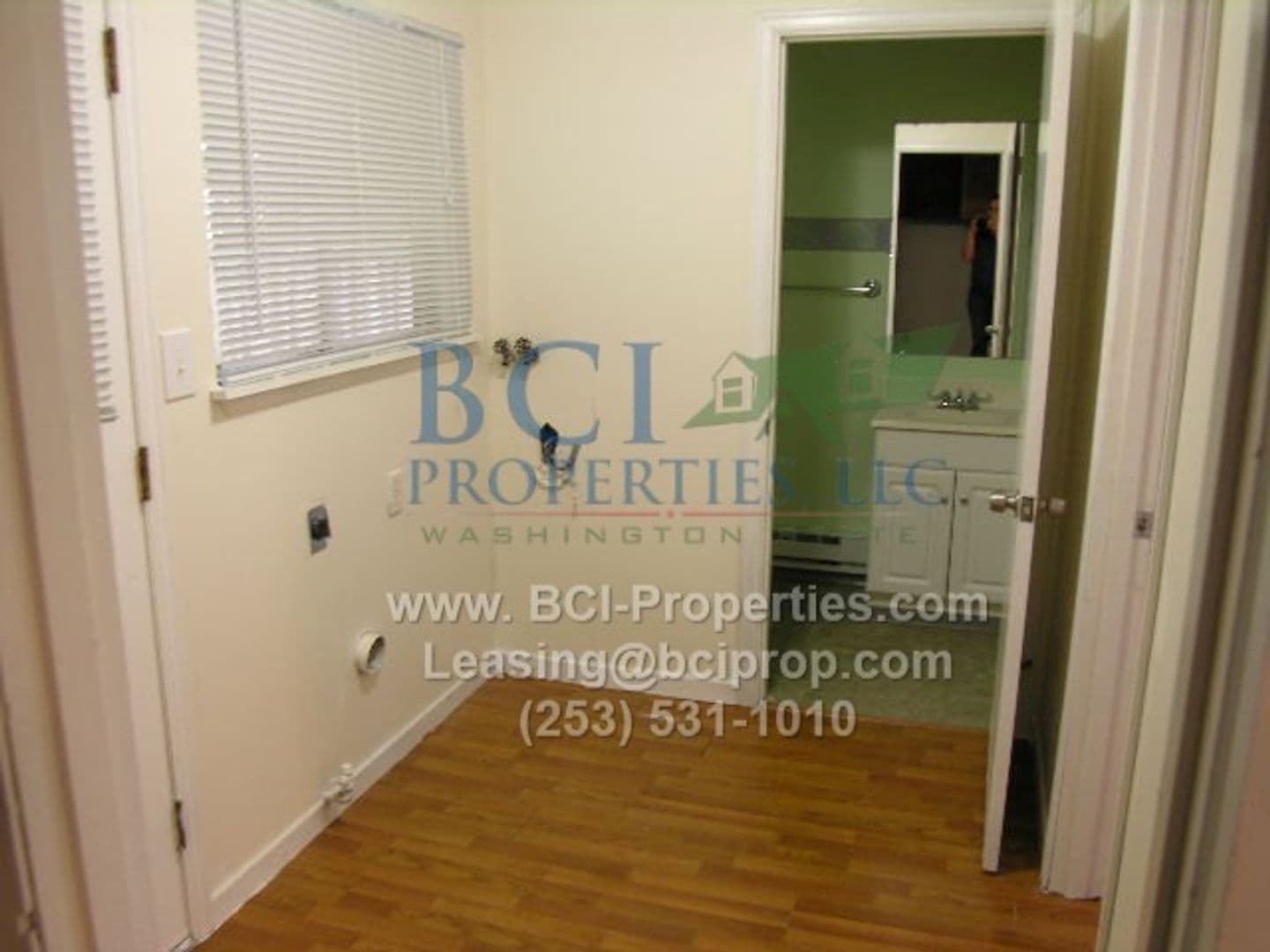 Tacoma Apartment: 7440 S. Pine