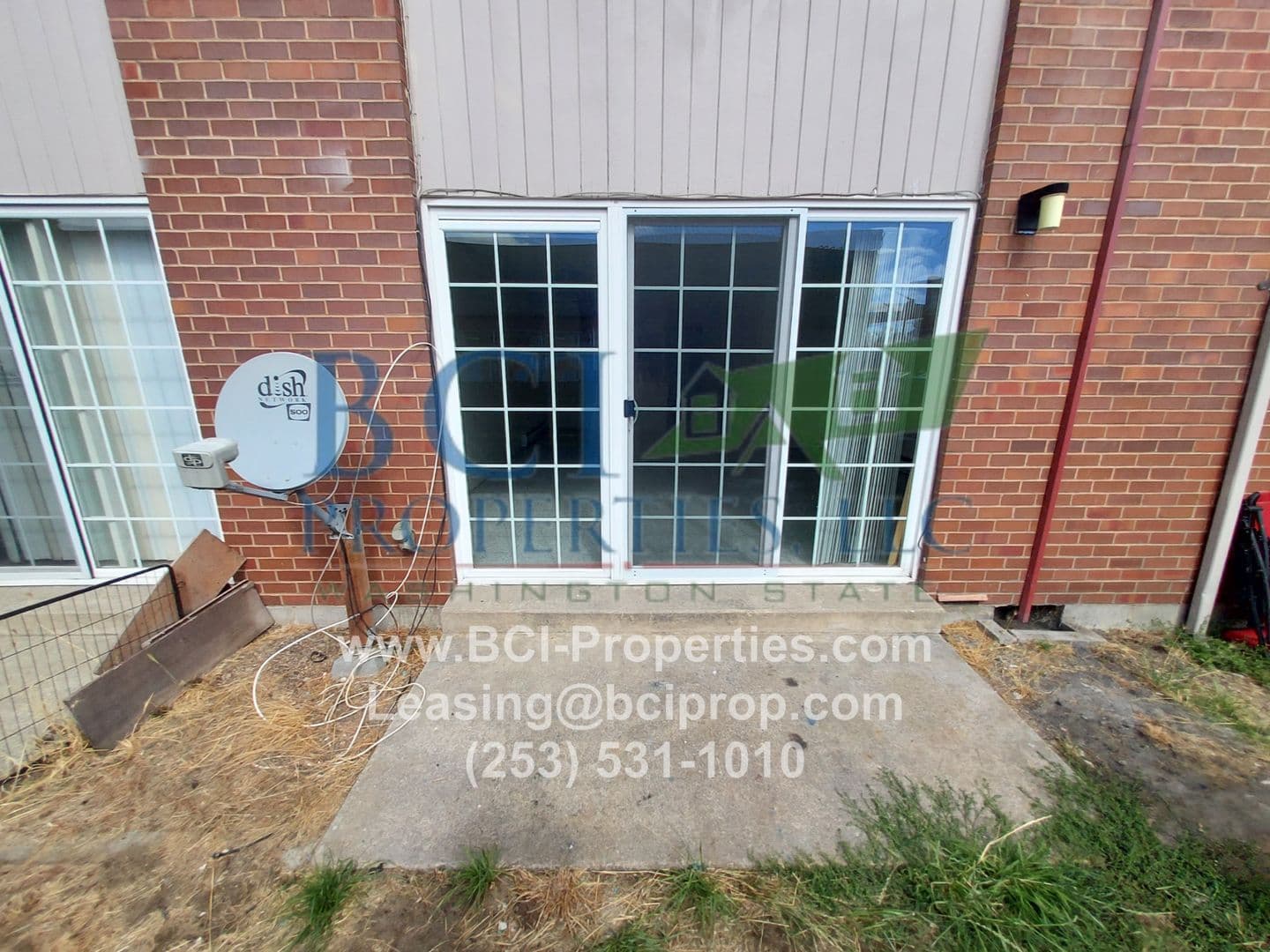 Tacoma Apartment: 8624 Pacific Ave