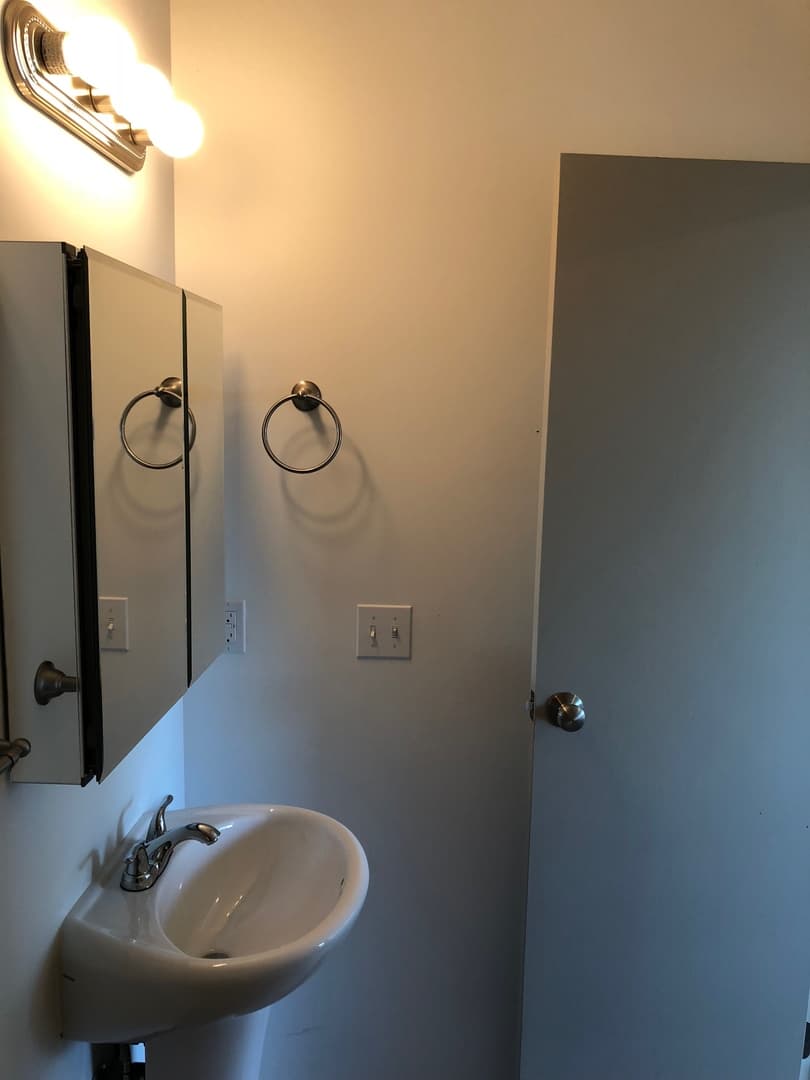 Seattle Apartment: 2714 S King St