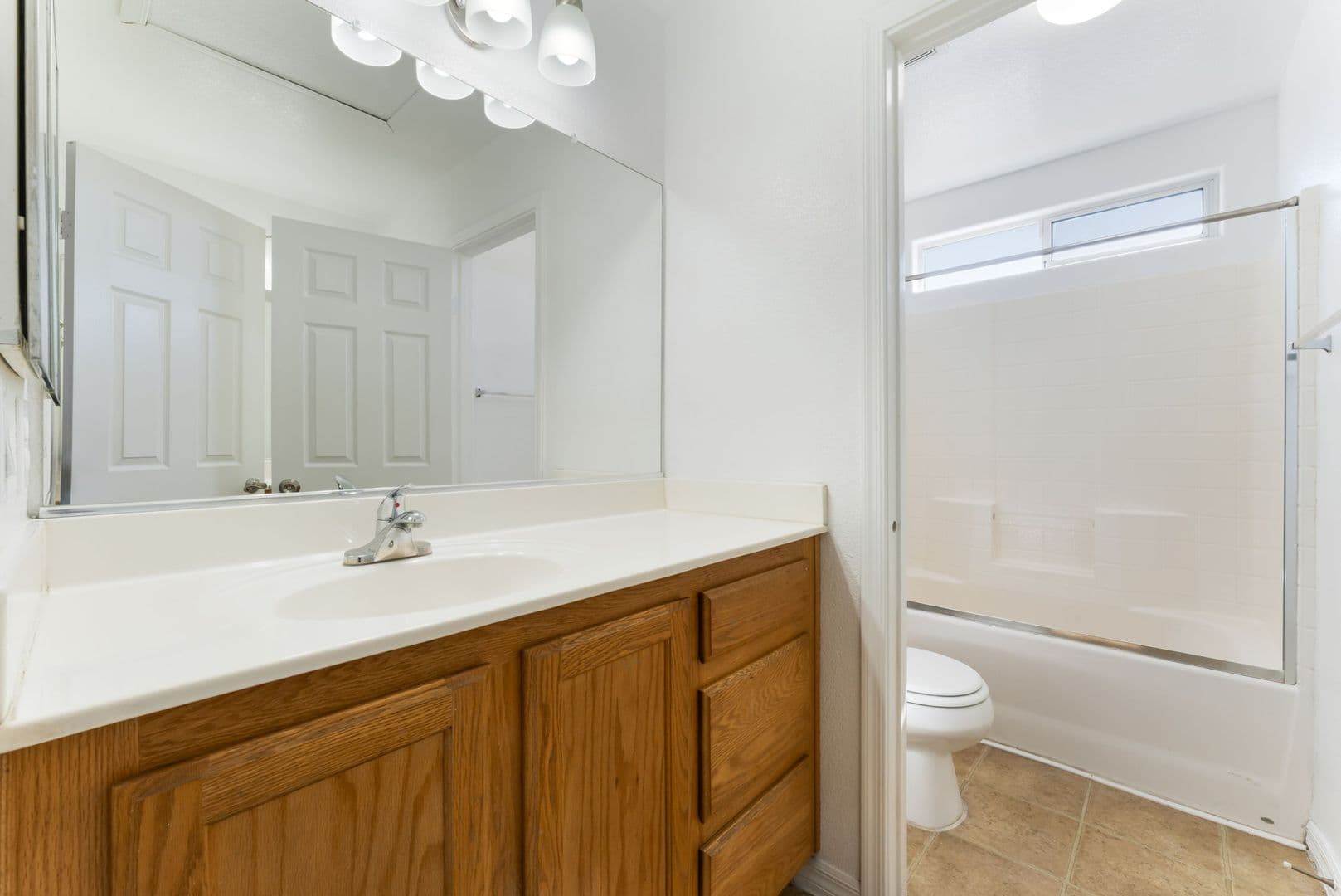 North Las Vegas House: 32 Rosa Rosales Ct