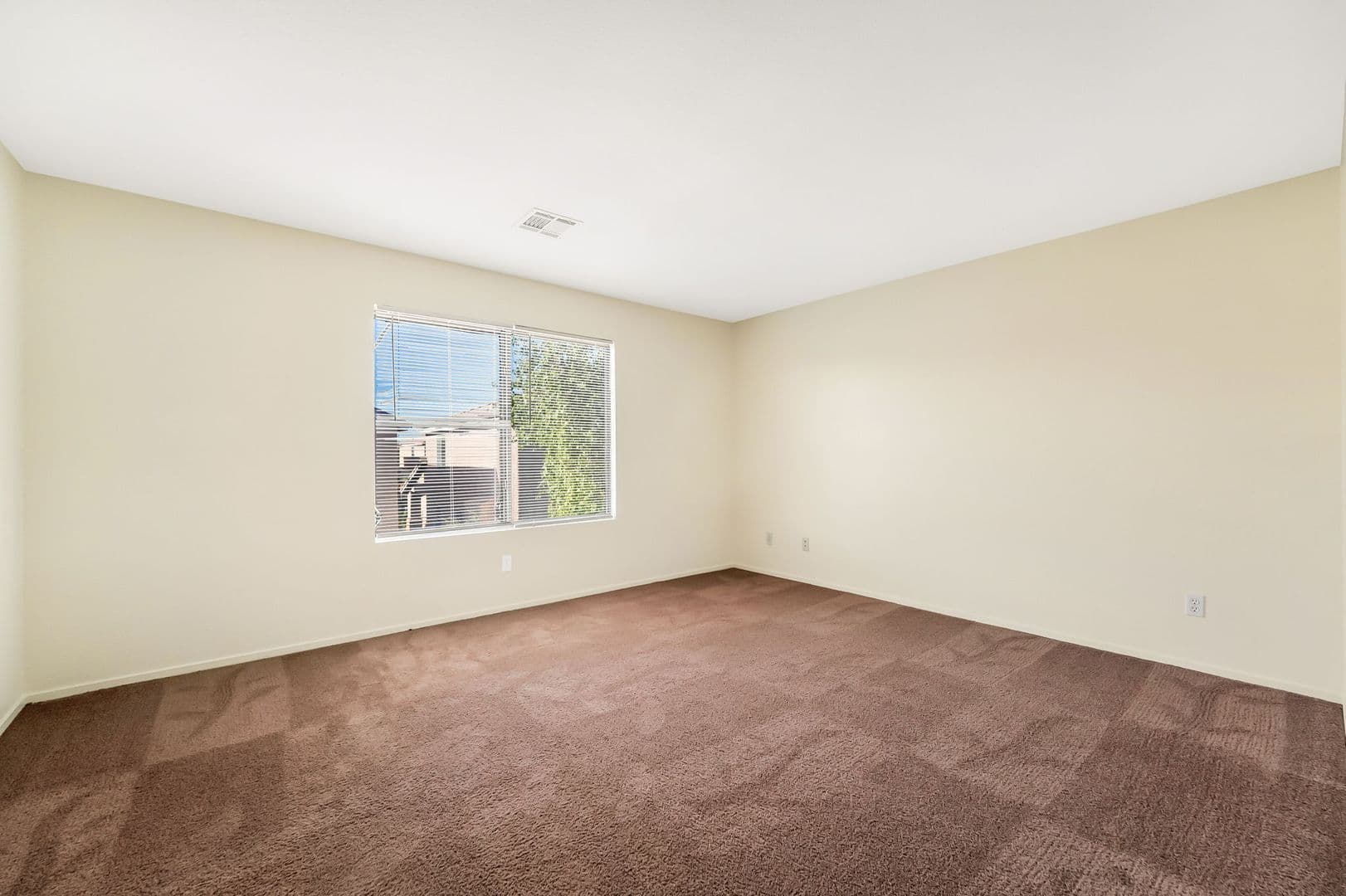 Las Vegas House: 4849 Lone Grove Dr