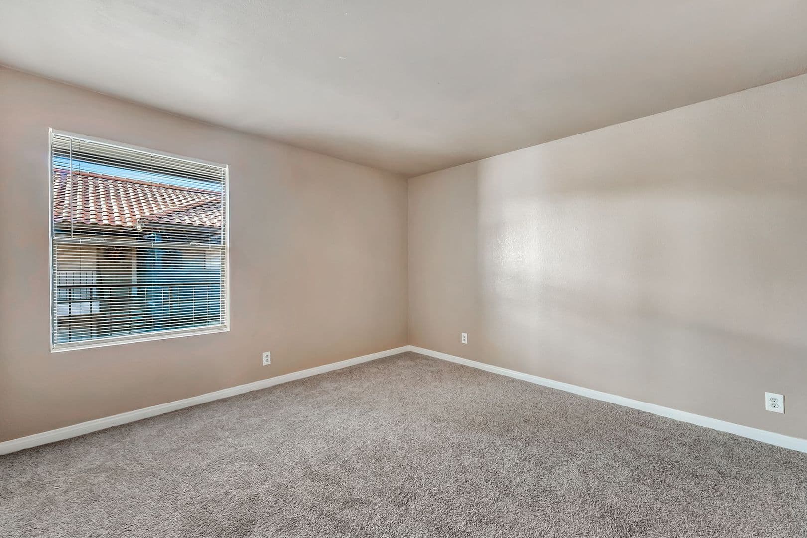 Las Vegas House: 3135 S Mojave Rd #227