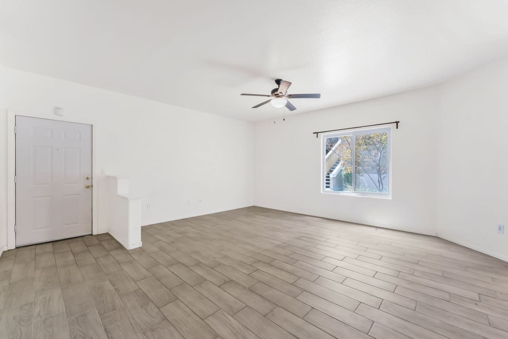 Las Vegas House: 6164 Pine Villa Ave #103