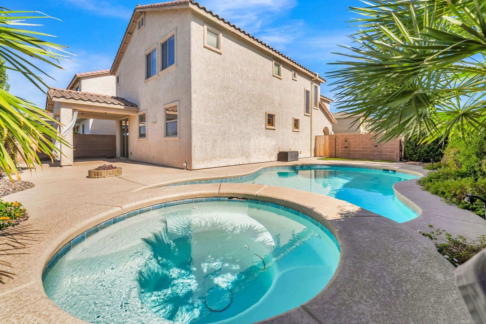 Henderson House: 381 Red Snap Dragon Ln