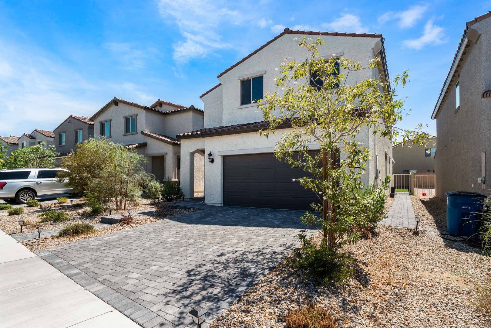 North Las Vegas House: 6958 Stone Cactus St